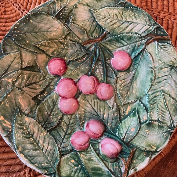 Beautiful Ceramic Fruit Plates 4 Piece Set Made in Italy - Picture 5 of 14